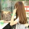 situs slot toto 4d Shi Yufeng meletakkan untaian bunga manik-manik di rambutnya yang tinggi di depan cermin
